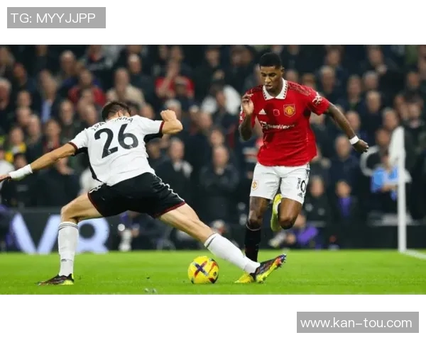 曼联与富勒姆精彩对决录像回放全程回顾与精彩瞬间分析